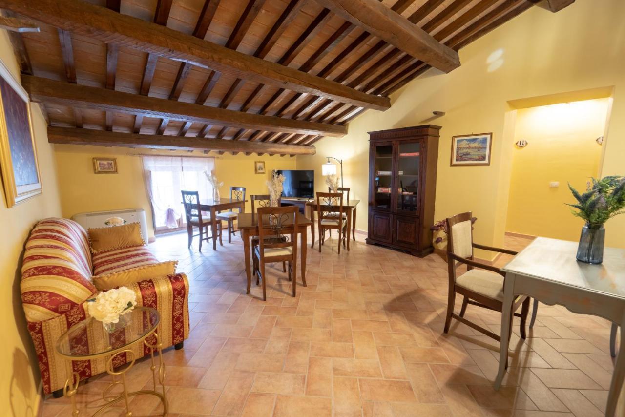 Albergo La Loggia Di San Martino Gualdo Tadino Luaran gambar
